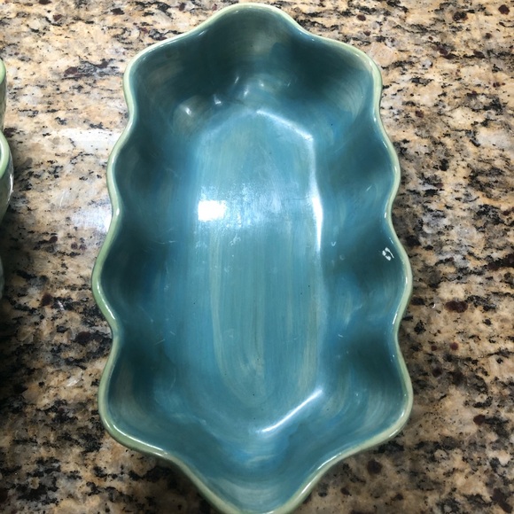 Gail Pittman set of 2 Province Ruffled Bowls - Picture 2 of 9